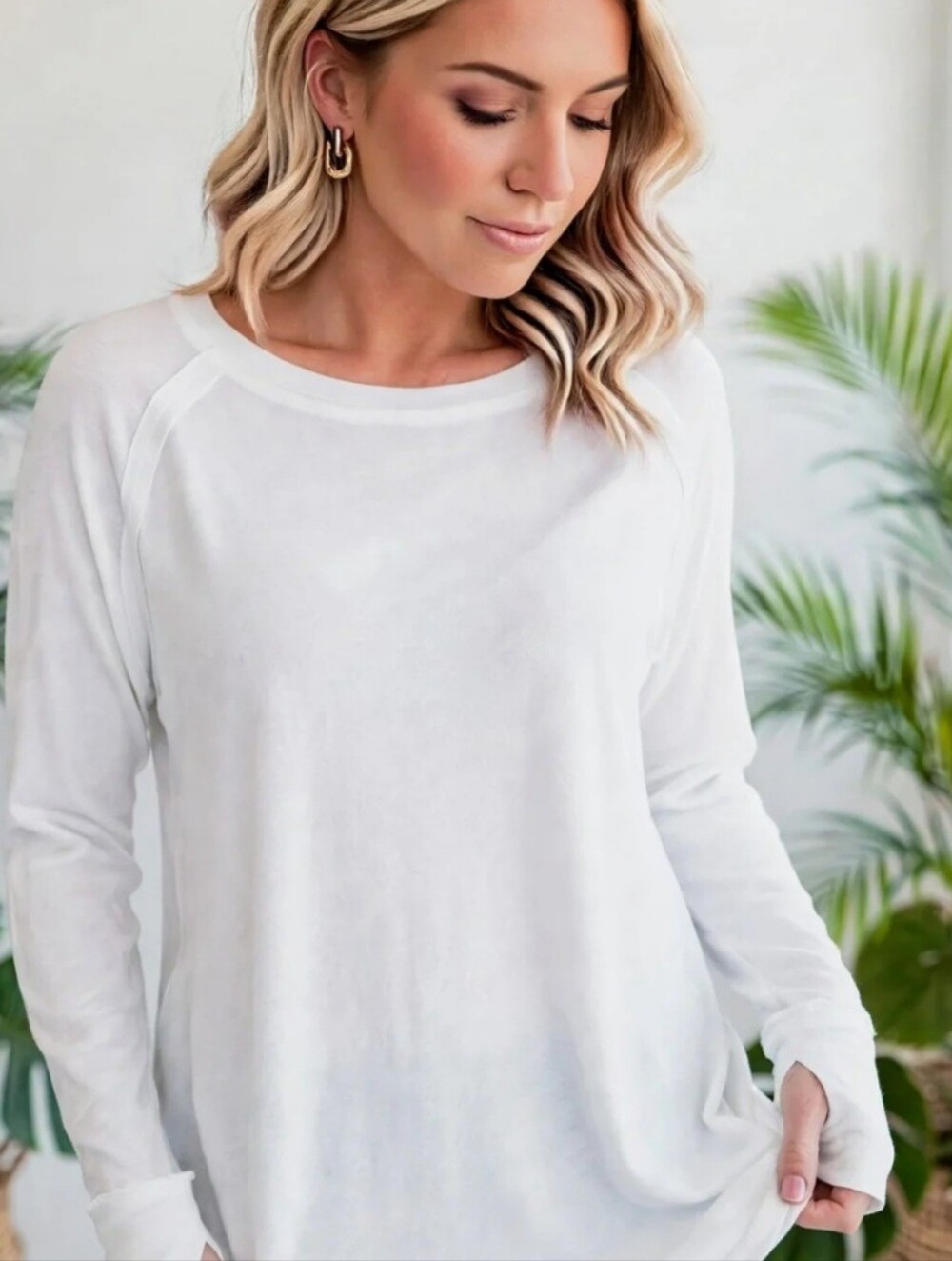 Zenana Raglan Thumbhole Longsleeve